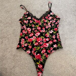 Floral Lace Trim Bodysuit